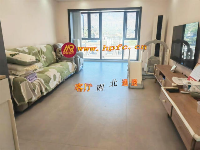 红河谷（三室二厅一厨二卫）套房出售