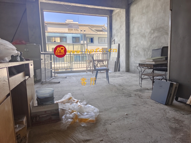 红河谷庄园一楼（三室二厅一厨二卫）套房屋出售